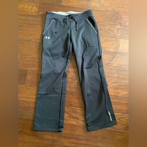 Under Armour Women’s Semi Fitted pants